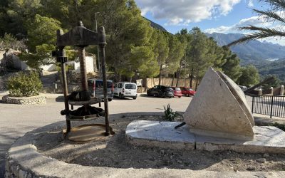 La familia Bardisa hace un donativo al pueblo de L’Abdet