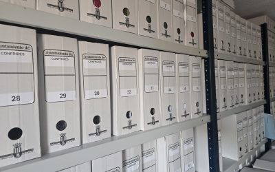 Confrides invierte en la modernización de su archivo municipal