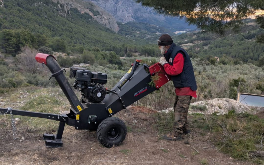 Confrides impulsa un servicio itinerante de trituración de podas y refuerza su compromiso con el medio ambiente y la agricultura