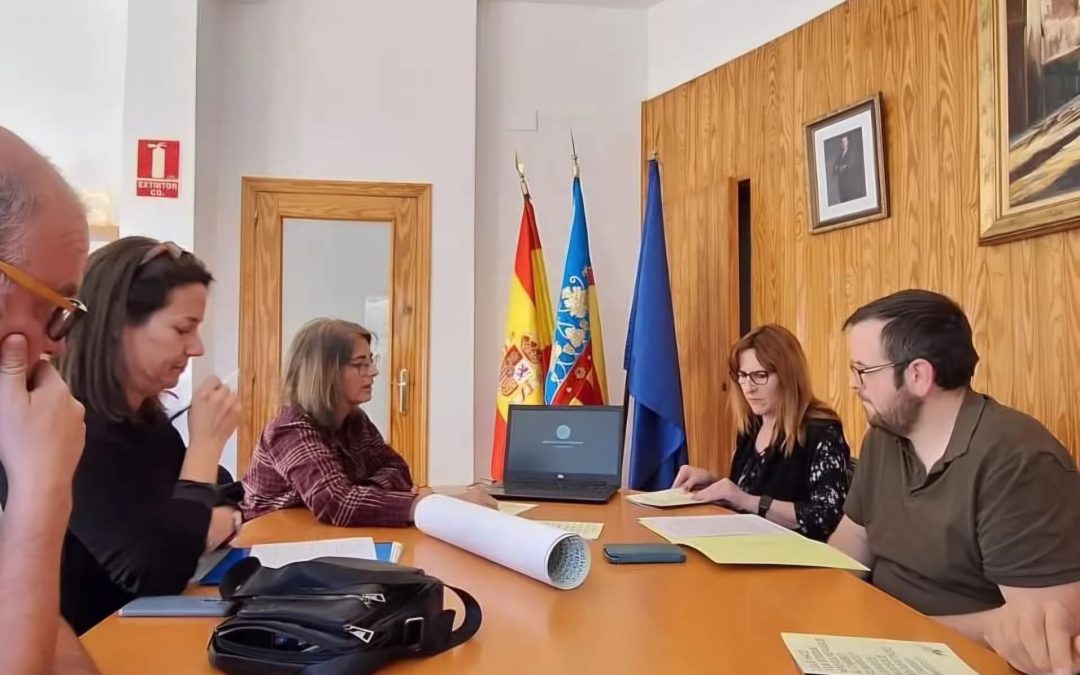 El Ayuntamiento de Confrides impulsa la constitución de las comunidades de regantes de Mela y Machelis