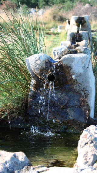 Fuente de Forata y pozos de nieve