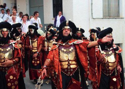 Moros y cristianos confrides